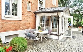 American House Hennela